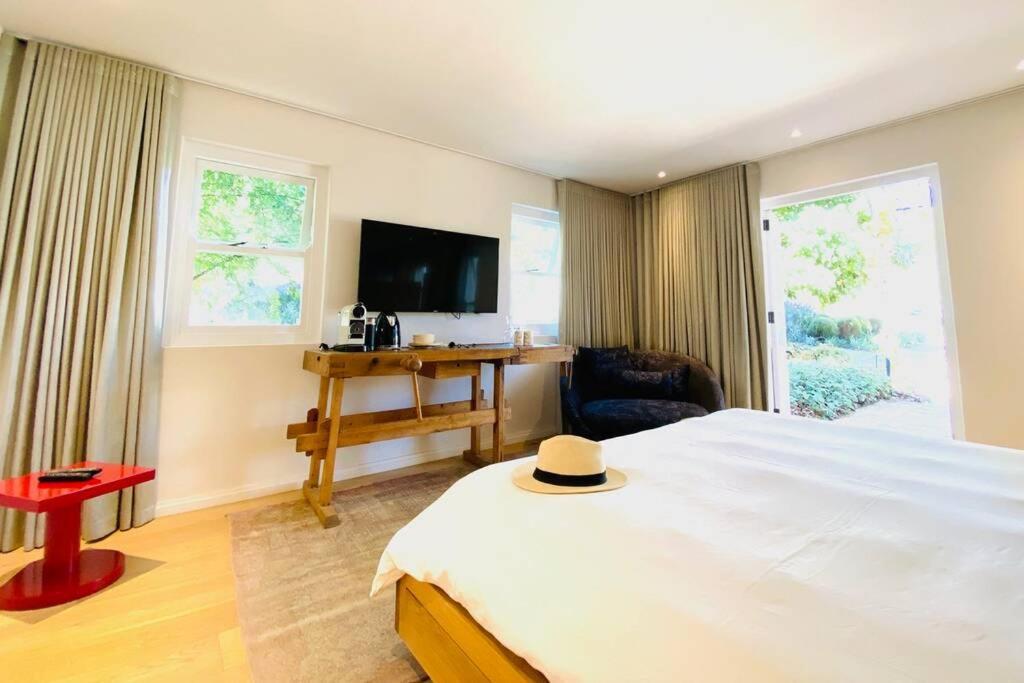 Farm Retreat Appartamento Franschhoek Esterno foto
