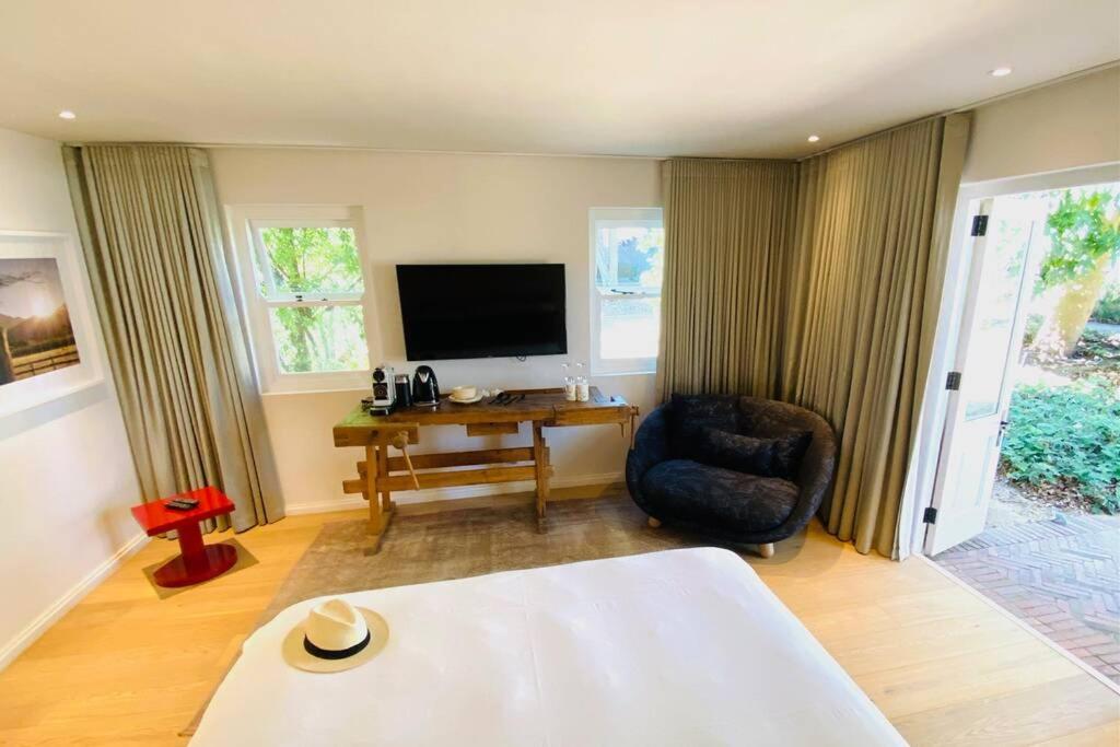 Farm Retreat Appartamento Franschhoek Esterno foto